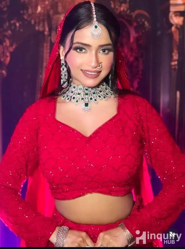 Roshni Makeovers