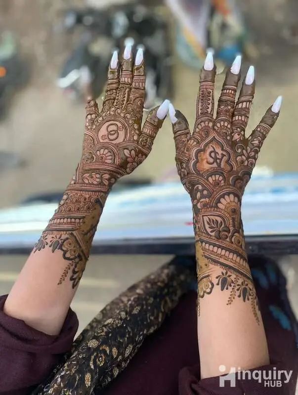 Shanvi Mehndi Art
