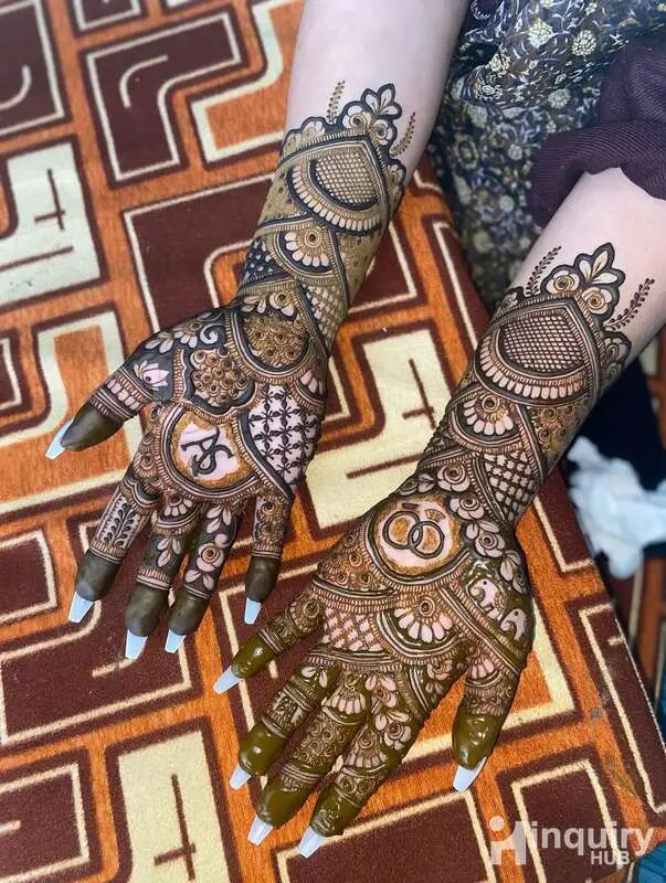 Shanvi Mehndi Art