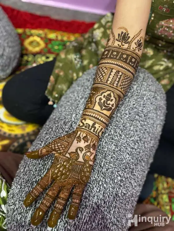 Shanvi Mehndi Art