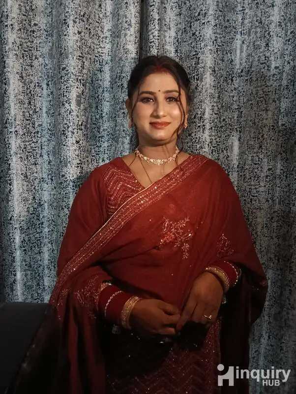 Puneet Mandowra Salon