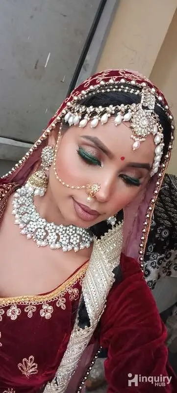 Makeup And Hairstyles
