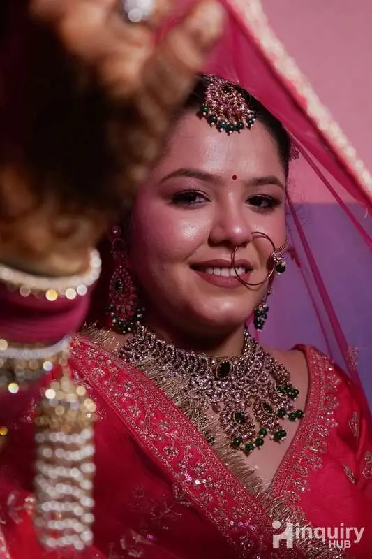 Makeup Artists Arushi Sen