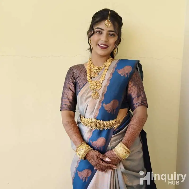 Makeup Artists Arushi Sen