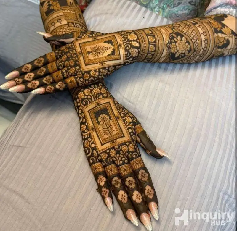 Mahira Mehndi Artist