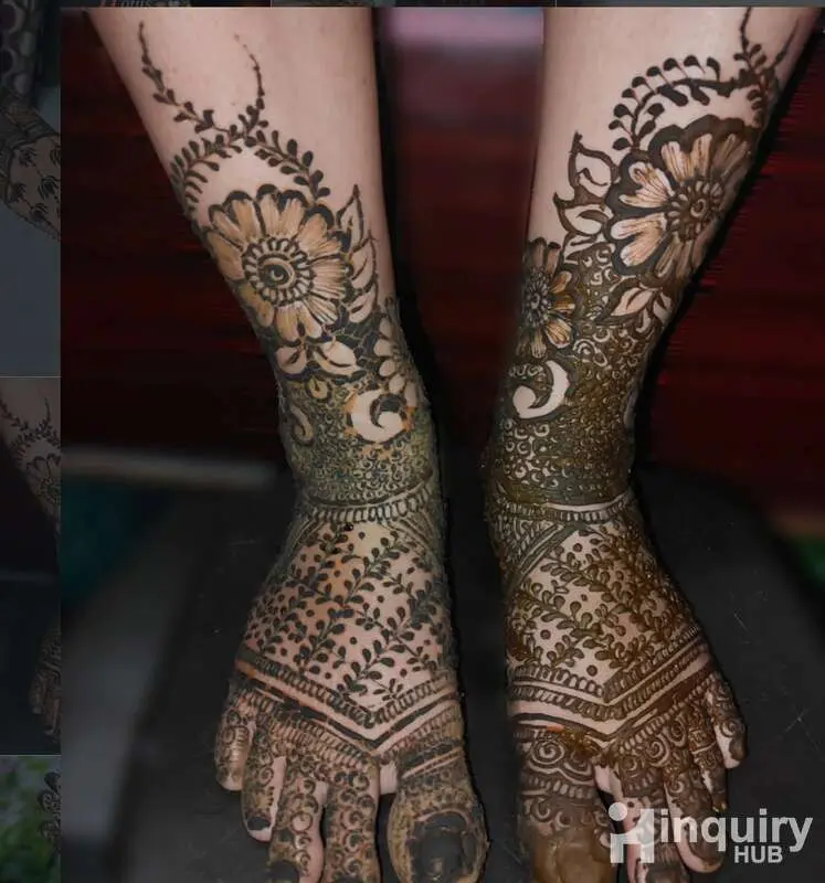 Mehndi Artist Pooja