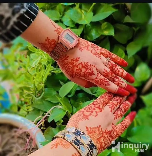 Mantasha Mehandi Artist