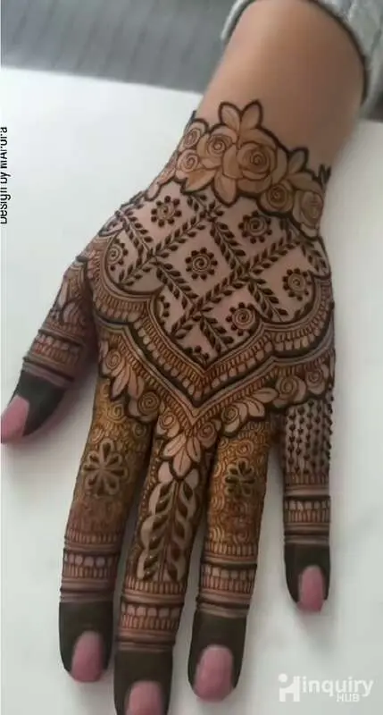 Mantasha Mehandi Artist