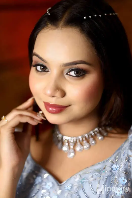 Rakhi Mekup Artist