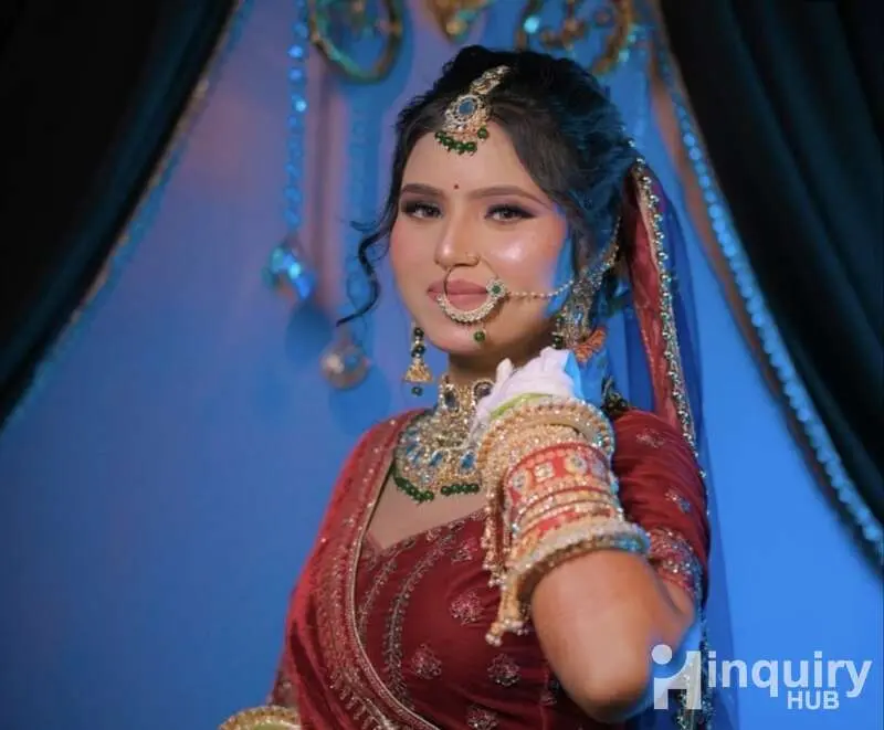 Varsha Mua