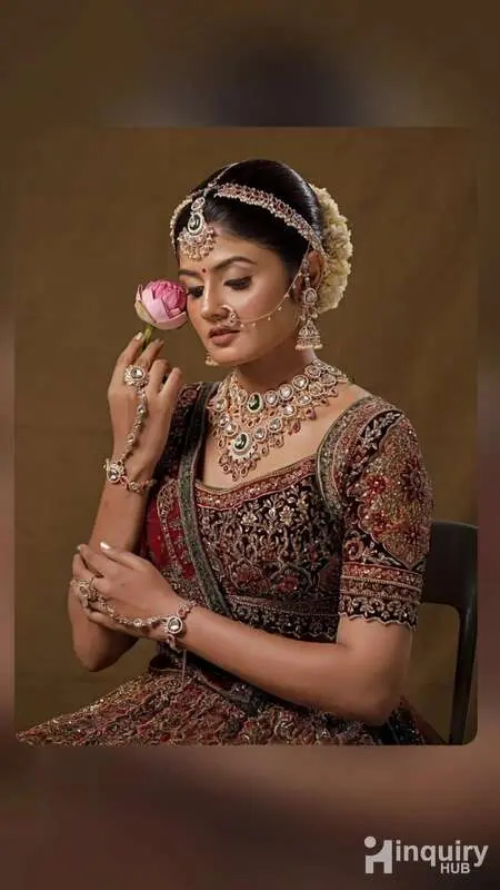 Gunja Makeup Artist