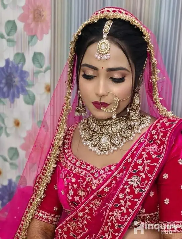 Gunja Makeup Artist