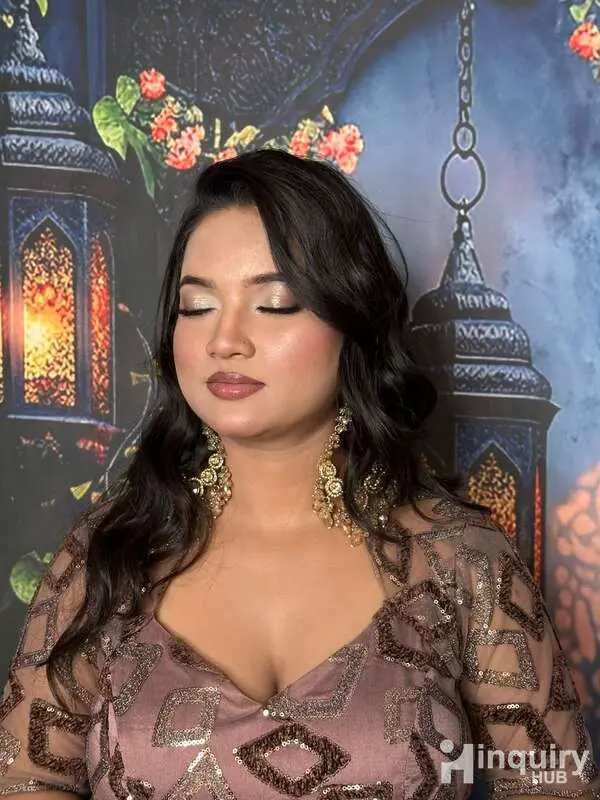 Ruchi Aggarwal   Makeup Artist