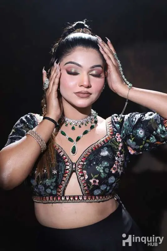Ruchi Aggarwal   Makeup Artist