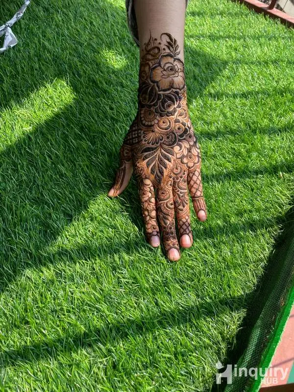 Henna By Roziii Business