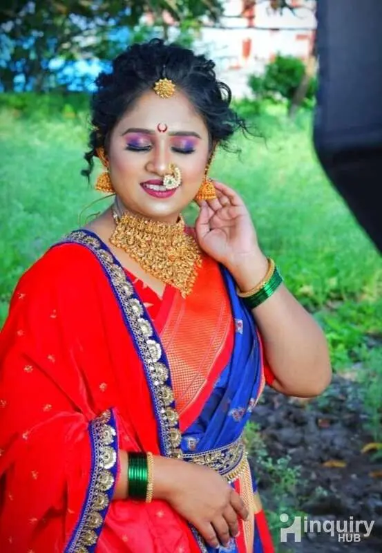 Professional Makeup Artist   Hairstylist