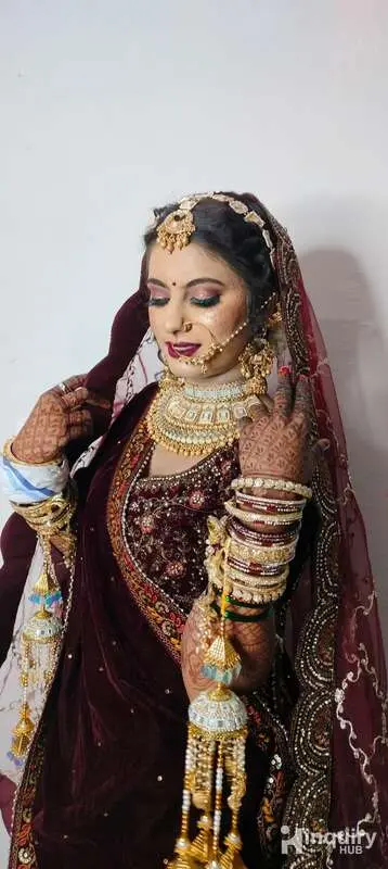 Glamour By Khushbo