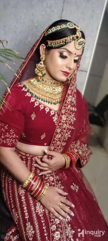 Shalini Singh