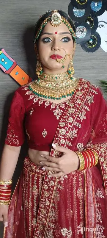 Shalini Singh