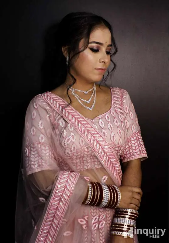 Simran Suthar Makeup Artist