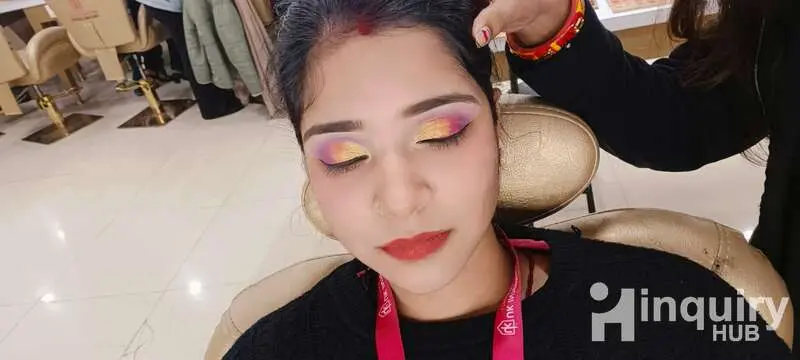 Muskan Kumari   Makeup Artist