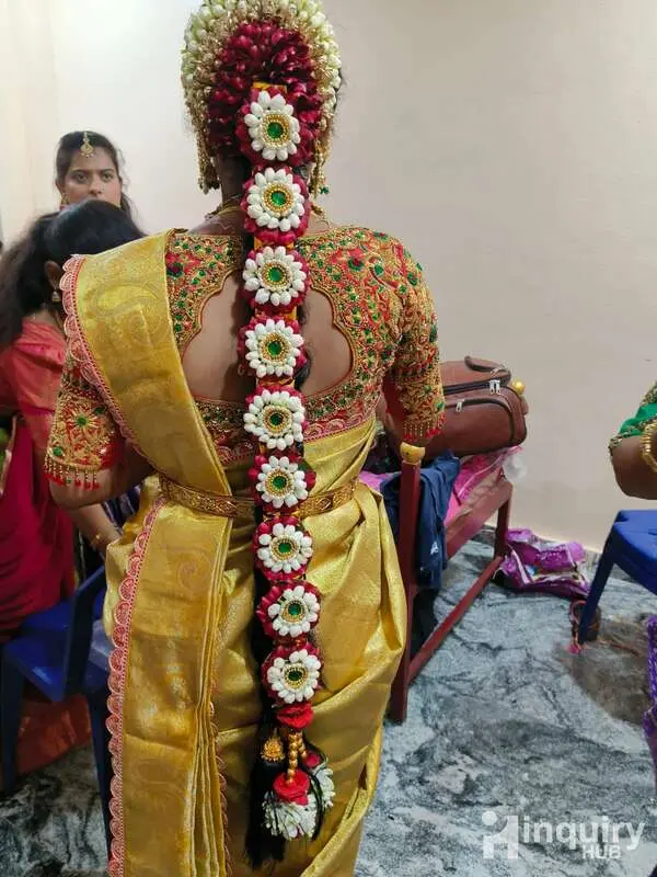 Heera Beauty   Makeup Academy Celebrity Makeup Artist