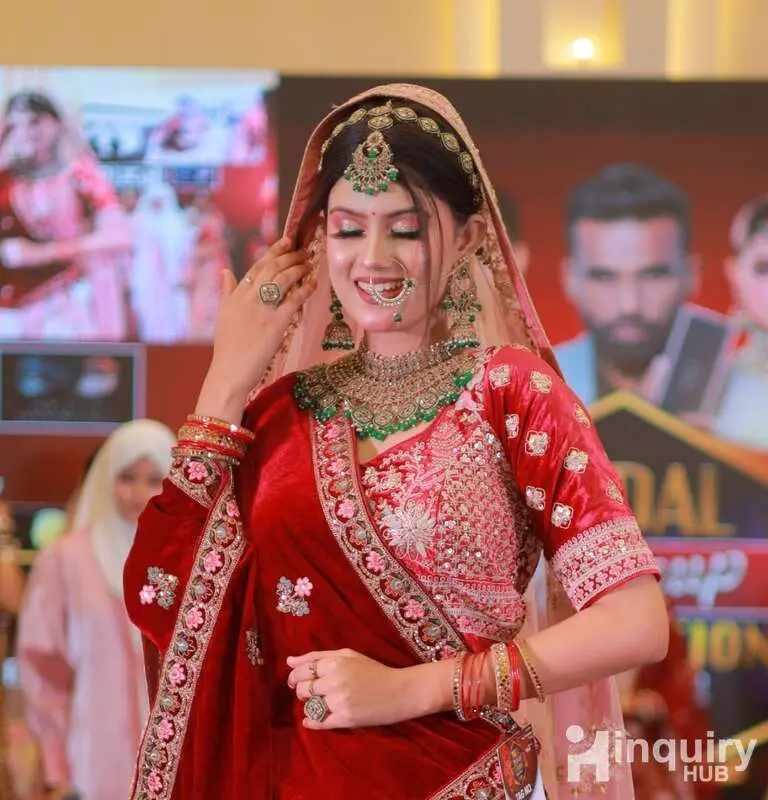 Iqra Makeovers Studio   Academy