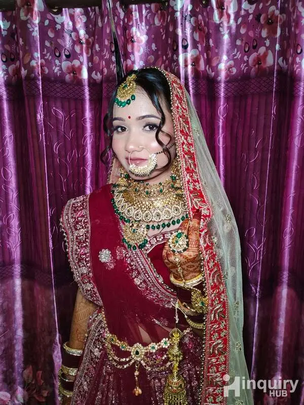 Sakshi  Makeup Artists