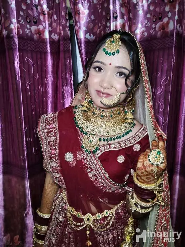 Sakshi  Makeup Artists