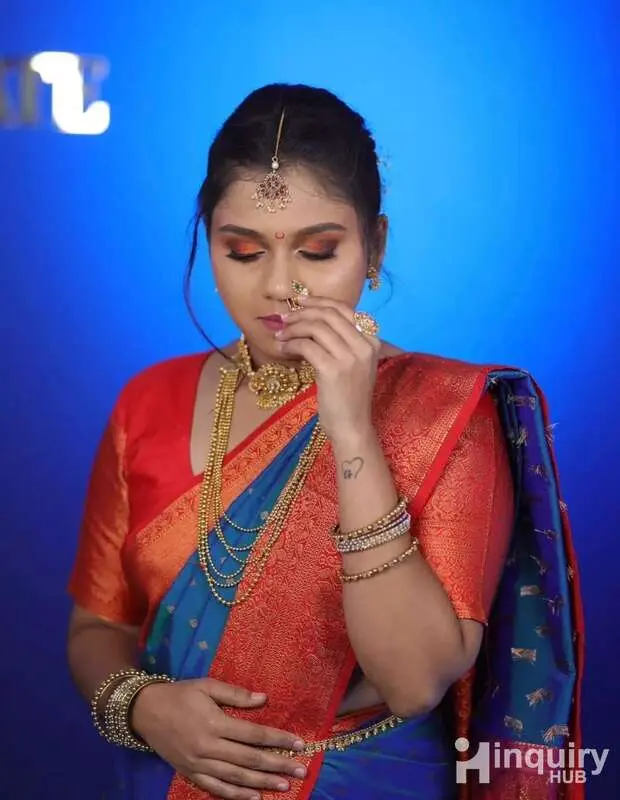 Shru Makeup Nails Art