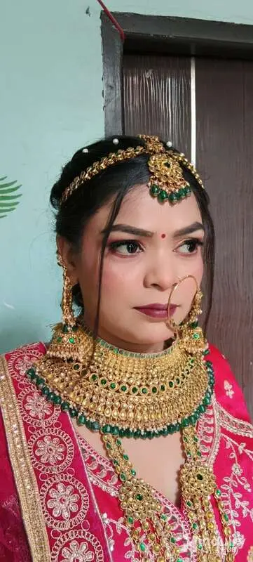 Vaishali Jaiswal Makeup Artist