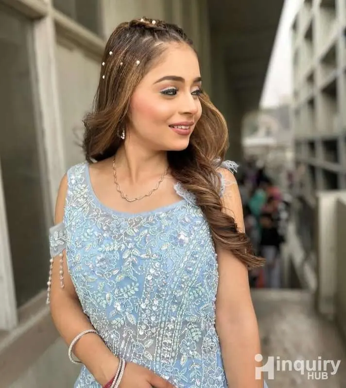 Vaishali Jaiswal Makeup Artist