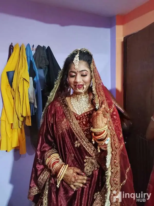 Artist Priti Maurya