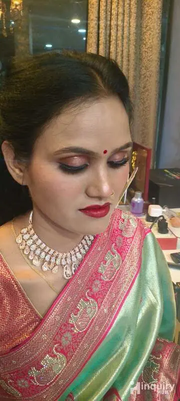 Anushka Sharma Makeup Artist