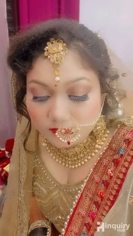 Tanshu Beauty Parlor