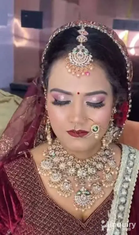 Tanshu Beauty Parlor