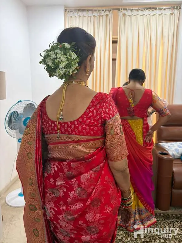 Poojithasri Beauty Parlour