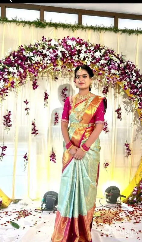 Poojithasri Beauty Parlour