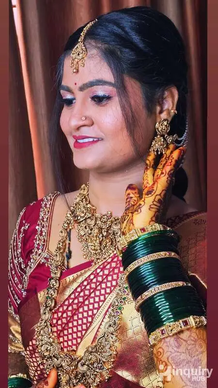 Glamupby Kavya