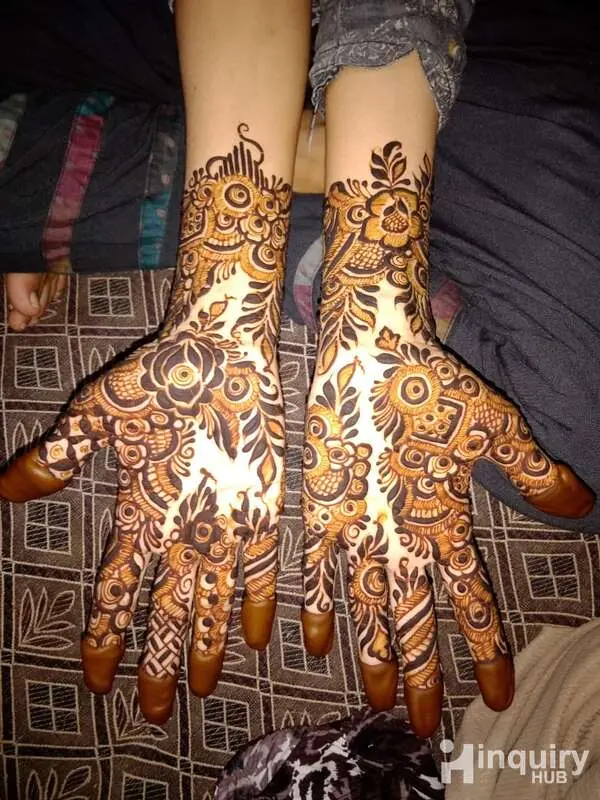 Ruksar Mehendi Art