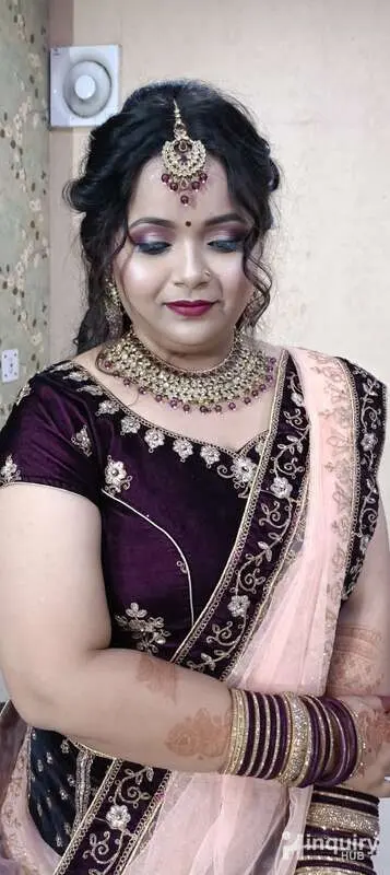 Somya Bhardwaj Beauty  Expert And Makeover