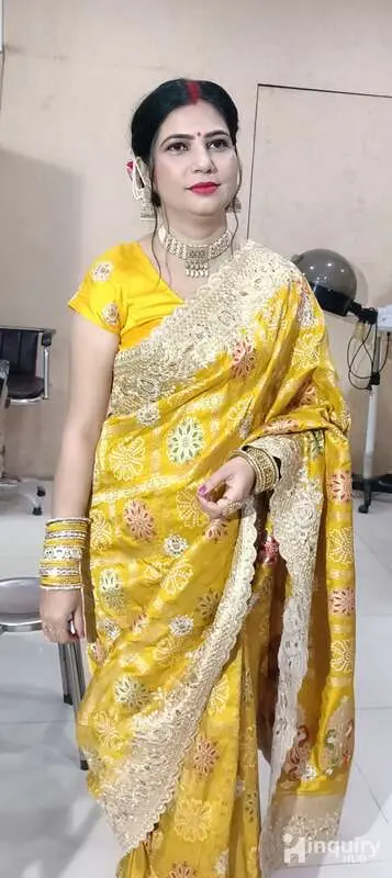 Somya Bhardwaj Beauty  Expert And Makeover