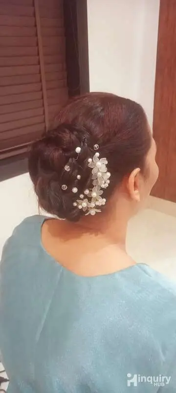 Tripti  Makeup Artists