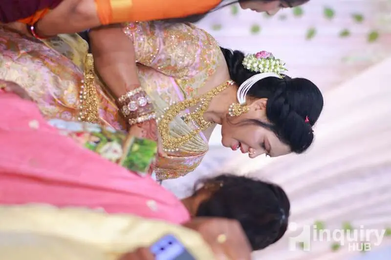 Swetha's Beauty Parlour   Makeup Artist