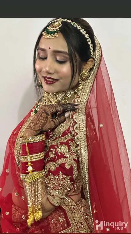 Dipika  Makeup Artist
