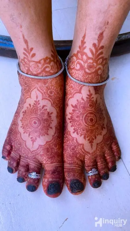 Mehndi Artist By Siya