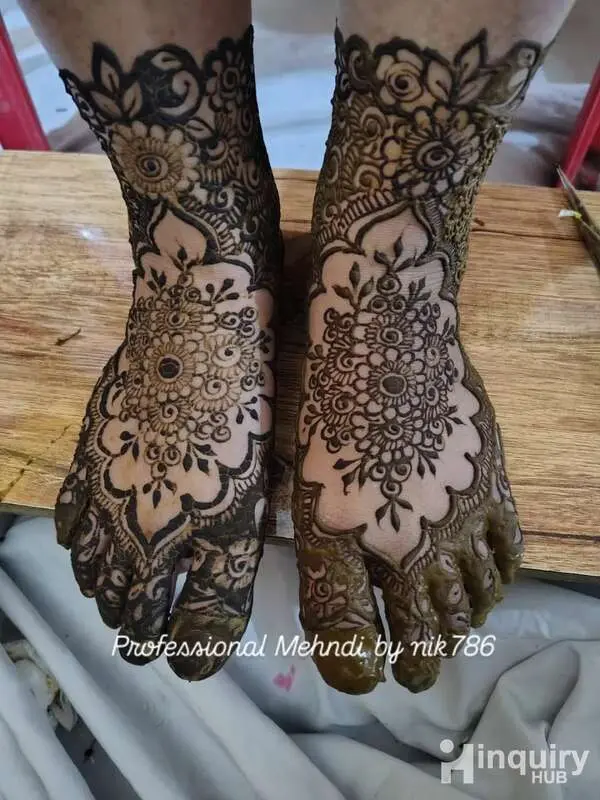 Nikhat Henna