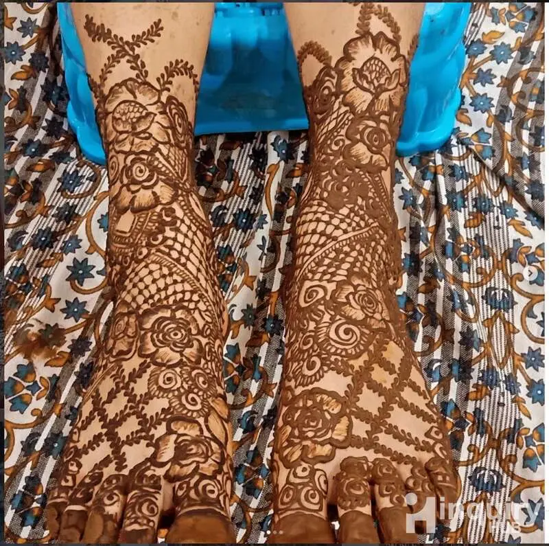 Nikhat Henna