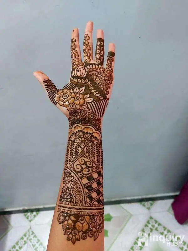 Henna By Vaishnavi