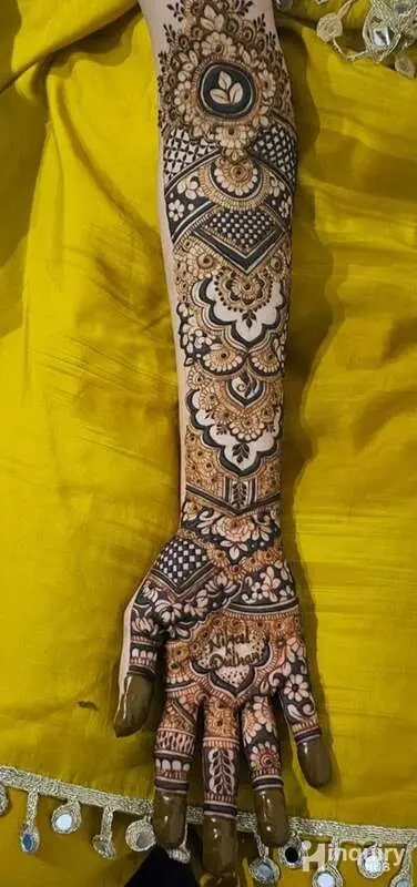 Mehak Mehendi Artist